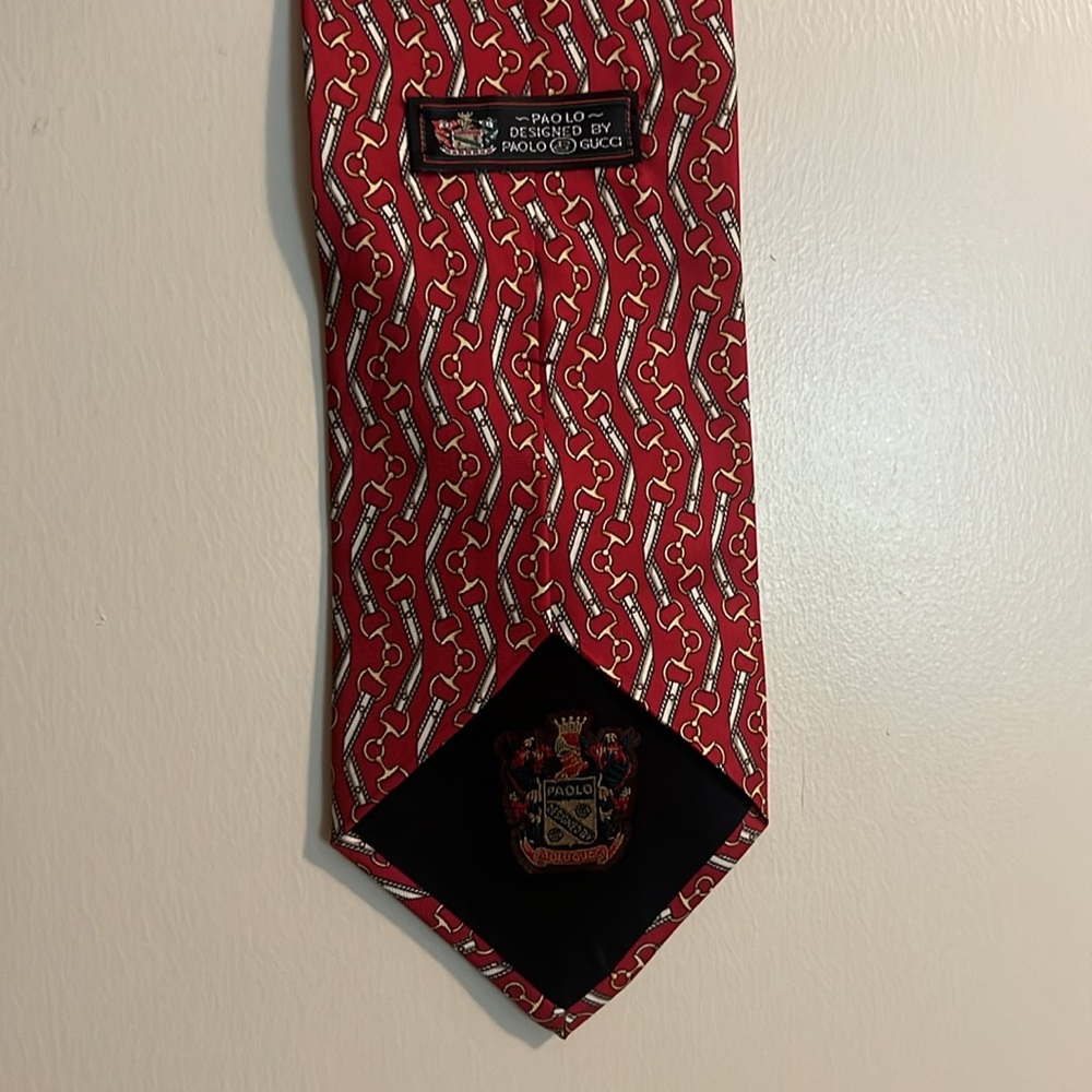 Men’s vintage Tie designed by Paola Gucci 100% silk made in Italy
